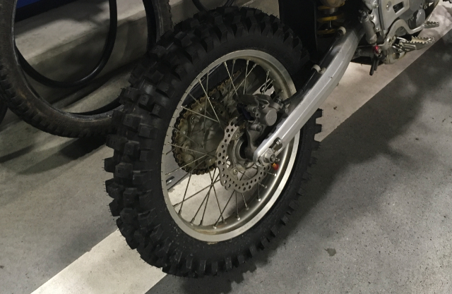 タブリス（TUBLISS）でタイヤをチューブレス化【Gen2.0】｜OFF ROAD.hack